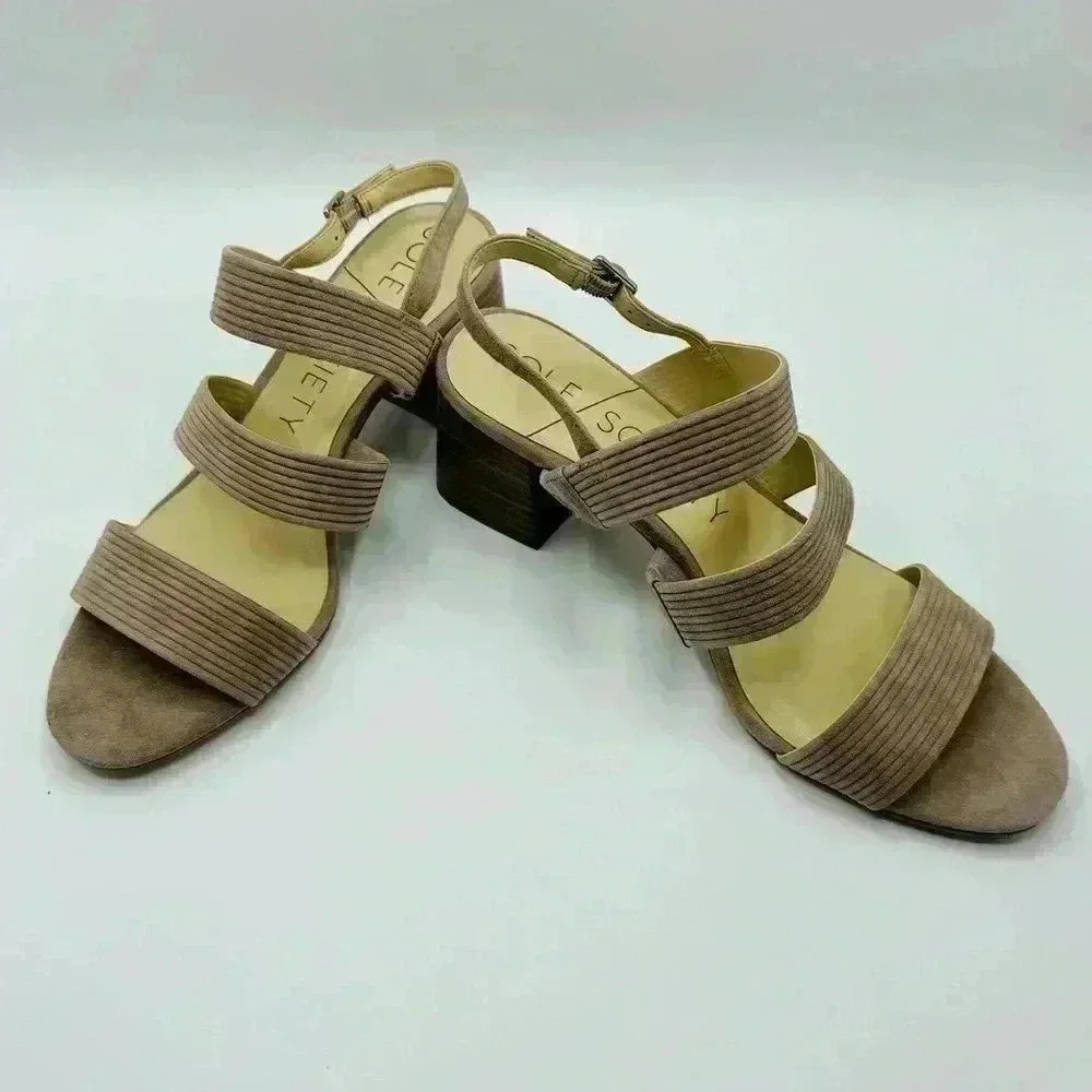 Woman’s SOLE SOCIETY Saintah Sandals Size 9M